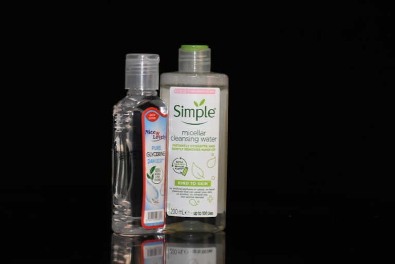 Exploring the Latest Trends in Skin Care Products Online