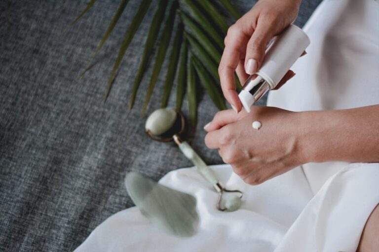 Essential Ingredients for Healthy Skin: What to Look For